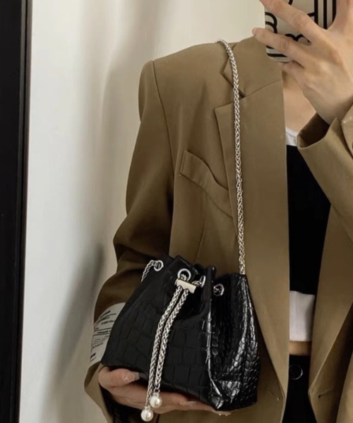 Sibra（シブラ）の「2wayバケツ型 巾着型 ミニ ショルダーバッグ（ショルダーバッグ・レディース・シルバー/ブラック・FREE）」の9枚目の写真