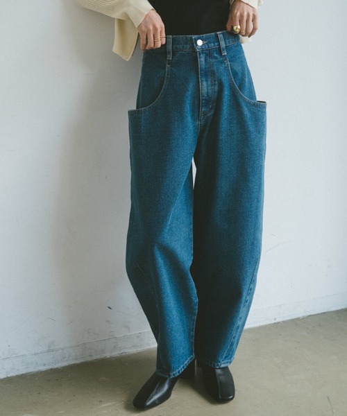 VANNIE U(ヴァニーユー)の「アウトビッグポケットデニム(デニムパンツ・レディース・ブルー/ブラック・S/M/L)」の3枚目の写真