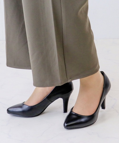 LibertyDoll（リバティードール）の「LibertyDoll/幅広4E ポインテッドトゥ8cmピンヒールパンプス(1184)（パンプス・レディース・ブラック系4/ベージュ系1/ブラック系1/ブラック系2/ブラック系3/ゴールド系1/シルバー系1/グレー系1/シルバー・3L/L/LL/M/S/SS）」の17枚目の写真