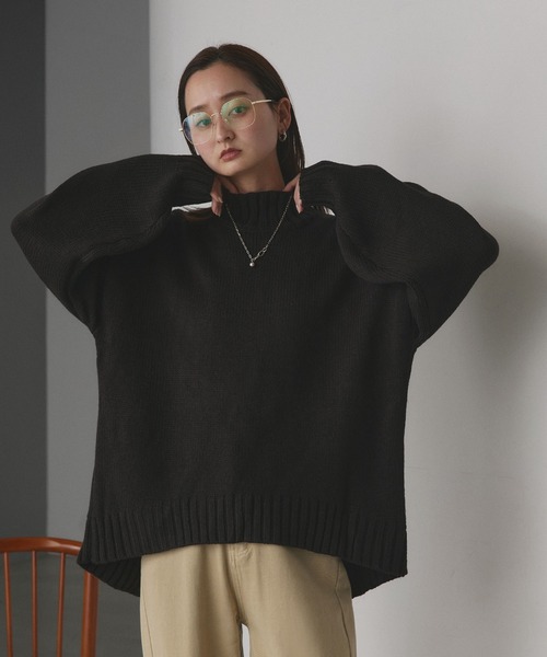 ad thie(アドティエ)の「後スリット モックネック ニットプルオーバー(ニット/セーター・レディース・ブルー/レンガ/ピンク/ナチュラル/オリーブ/チャコール/ピンクベージュ/ブラック/オフホワイト・FREE)」の20枚目の写真