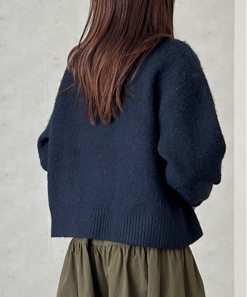 Per sist ence（パーシエンス）の「シャギー12Gロゴニットプルオーバー（ニット/セーター・レディース・オートミール/グレー/ブラック/ネイビー・FREE）」の11枚目の写真