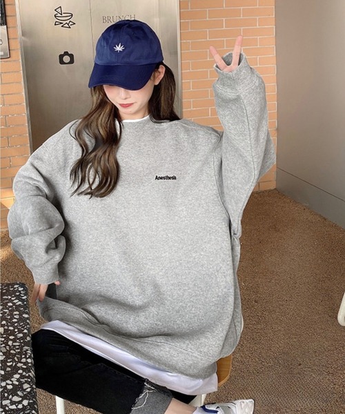 セール】レイヤード風ワンポイントロゴオーバーサイズスウェット