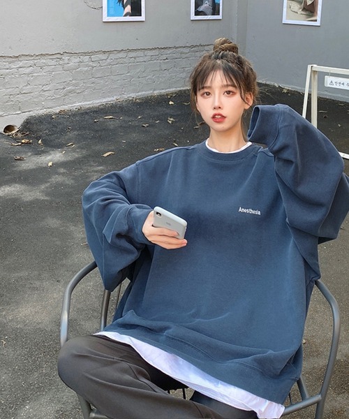 セール】レイヤード風ワンポイントロゴオーバーサイズスウェット