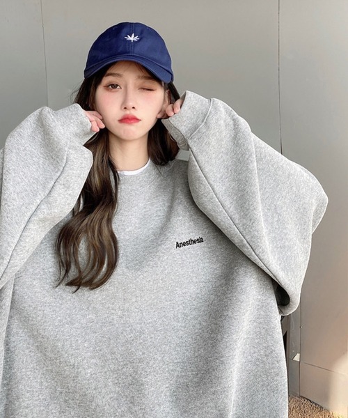 セール】レイヤード風ワンポイントロゴオーバーサイズスウェット