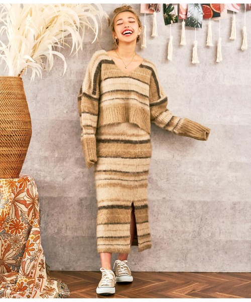 anap mimpi（アナップミンピ）の「スリット ボーダー 起毛 ニット スカート（スカート・レディース・ベージュ/ダークグレー・FREE）」の11枚目の写真