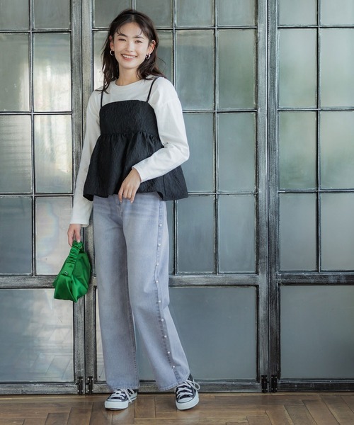 coca(coca)(コカ)の「【WEB限定セール】サイドパールワイドデニムパンツ(デニムパンツ・レディース・ライトブルー・M/L)」の7枚目の写真