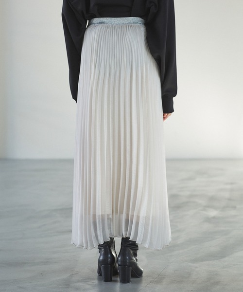 VIS(ビス)の「スパークルプリーツスカート(スカート・レディース・ゴールド/キナリ/シルバー・FREE)」の15枚目の写真