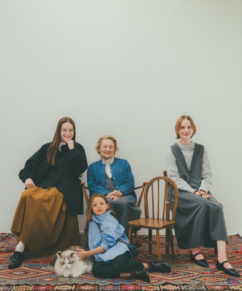 studio CLIP（スタディオクリップ）の「【conges payesコラボ】Ｖネックジャンパースカート[プチ・プラスサイズあり]（ジャンパースカート・レディース・ブラック/グレー・ﾌﾘｰ(L)/FREE/PF）」の7枚目の写真