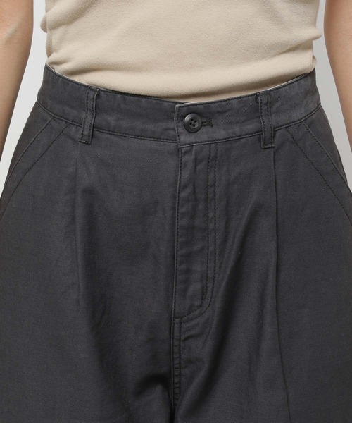 niko and...（ニコアンド）の「バックサテンカーゴパンツ（カーゴパンツ・レディース・アイボリー/ピンク/カーキ/チャコール・MEDIUM/LARGE）」の15枚目の写真