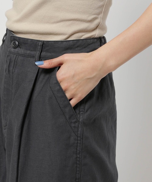 niko and...（ニコアンド）の「バックサテンカーゴパンツ（カーゴパンツ・レディース・アイボリー/ピンク/カーキ/チャコール・MEDIUM/LARGE）」の12枚目の写真