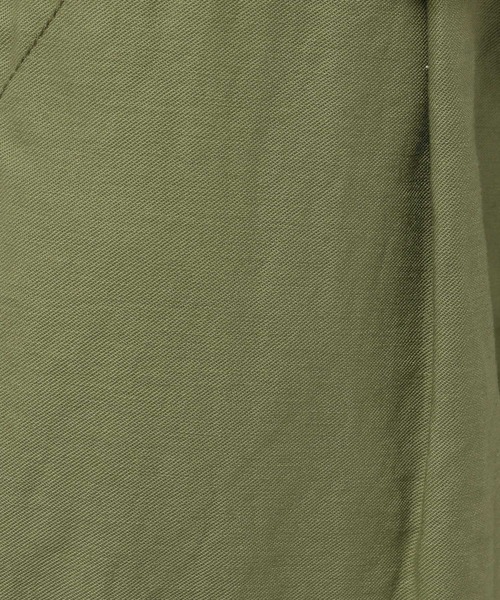 niko and...（ニコアンド）の「バックサテンカーゴパンツ（カーゴパンツ・レディース・アイボリー/ピンク/カーキ/チャコール・MEDIUM/LARGE）」の5枚目の写真