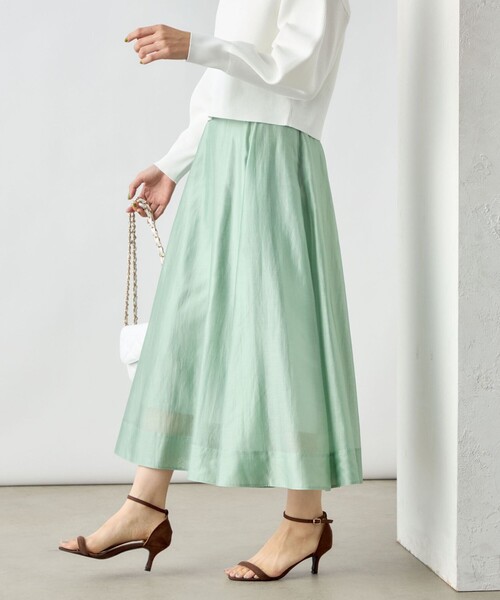 NOLLEY’S Sophi(ノーリーズソフィ)の「《セットアップ対応》シアーローンフレアスカート(スカート・レディース・グレイッシュベージュ/ベビーピンク/ライトグリーン/ブラック/サックスブルー/イエロー・36/34/38)」の3枚目の写真