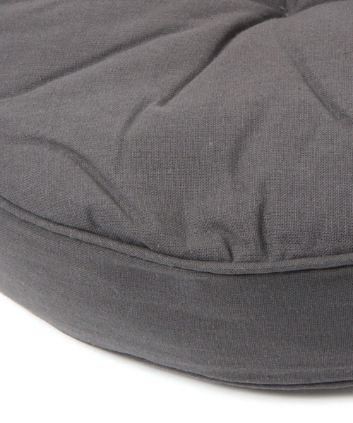 LAKOLE(ラコレ)の「厚手ラウンドクッション / 102571(クッション/クッションカバー・レディース・アイボリー/グリーン/ブラック/グレー・FREE)」の7枚目の写真