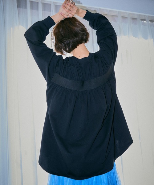 ELLEgirl（エルガール）の「バックギャザーチュニックTシャツ【ELLEgirl/エル ガール】（Tシャツ/カットソー・レディース・ブラック/ホワイト・FREE）」の4枚目の写真