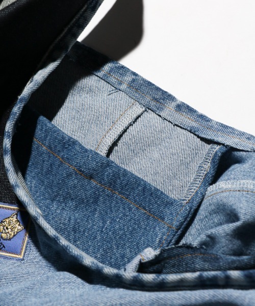 THRIFTY LOOK（スリフティールック）の「THRIFTY LOOK/スリフティールック LEVIS DENIM GLOCERY TOTE リーバイスデニム リメイクグローサリートート（トートバッグ・メンズ・ブラック/ブルー・ONE SIZE）」の20枚目の写真