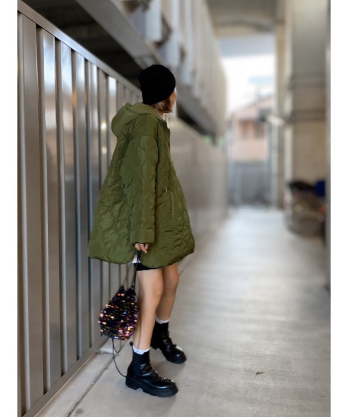HEILIS(ヘイリス)の「《hideka オリジナル》キルティングテントアノラック / キルティング アノラック フーディー ユニセックス(その他アウター・レディース・カーキ・FREE)」の3枚目の写真