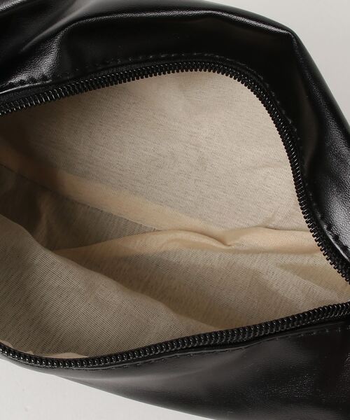 HIKA（ヒカ）の「【HIKA】PUレザーハンドBAG（ハンドバッグ・レディース・ブラック/ホワイト・FREE）」の5枚目の写真