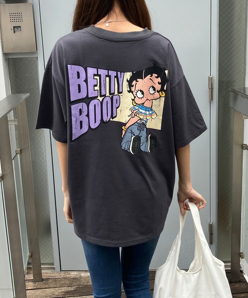 GLAMOROUS JANE(グラマラスジェーン)の「BETTTY BOOPバックプリントオーバーサイズTシャツ(Tシャツ/カットソー・レディース・オフホワイト/チャコールグレー/ブラック・FREE)」の22枚目の写真