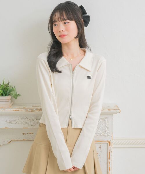 ems excite(エムズエキサイト)の「ダブルZIP刺繍CT(Tシャツ/カットソー・レディース・ブラック/ダークグレー/ナチュラル・FREE)」の8枚目の写真