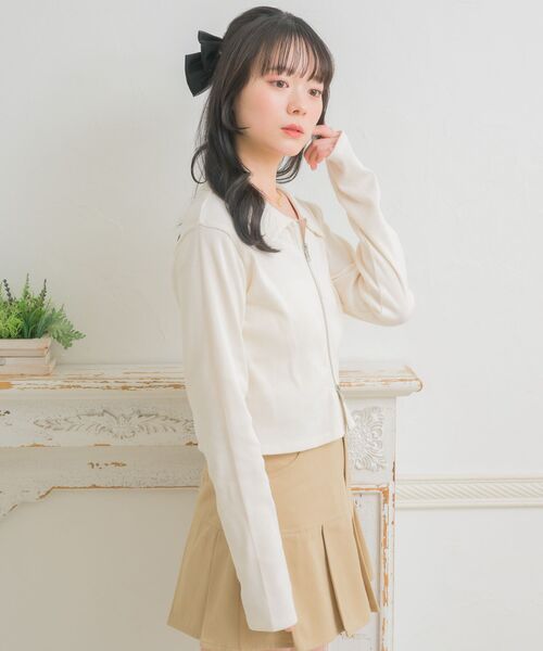 ems excite(エムズエキサイト)の「ダブルZIP刺繍CT(Tシャツ/カットソー・レディース・ブラック/ダークグレー/ナチュラル・FREE)」の9枚目の写真