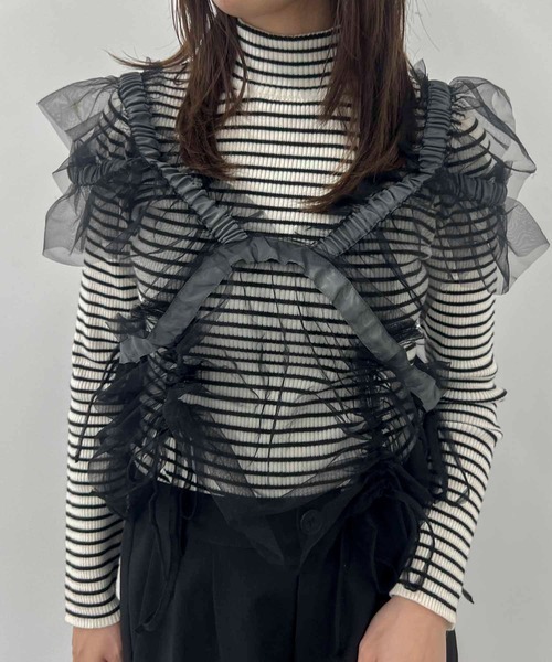 byYOUANCE（バイユアンス）の「マルチWAYチュールフリルビスチェ（ベスト・レディース・ブラック/ナチュラル/グレー・FREE）」の4枚目の写真
