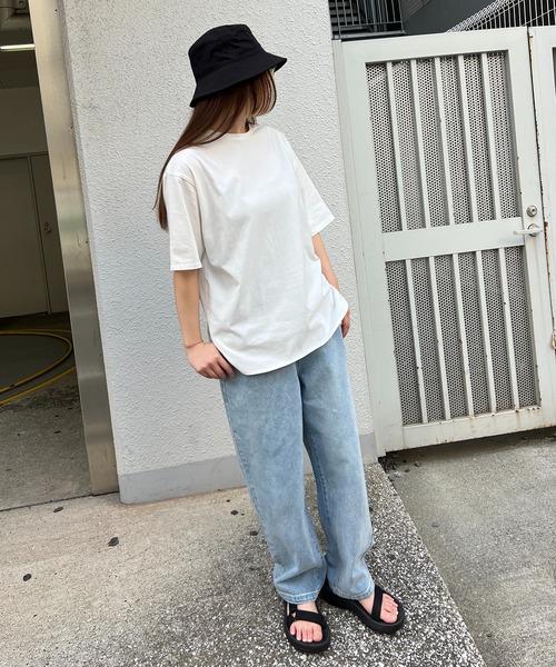 LBC（エルビーシー）の「シルケット裾ラウンドTee（Tシャツ/カットソー・レディース・ブルー/ブラック/ホワイト/ベージュ・M/L）」の5枚目の写真