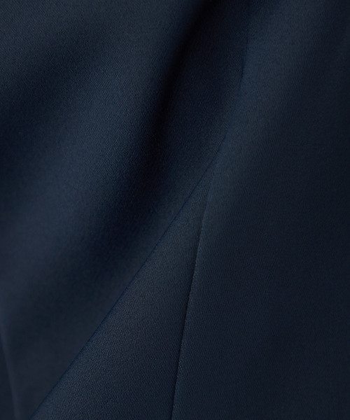 A/C DESIGN BY ALPHA CUBIC(エーシーデザインバイアルファキュービック)の「【接触冷感・洗濯可能】バックサテンジャケット(ノーカラージャケット・レディース・ネイビー/ライトグレー・9号/13号/11号)」の15枚目の写真