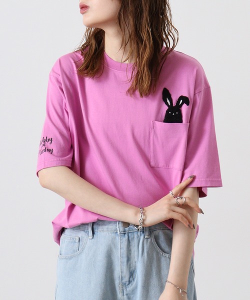 FUNALIVE（ファンアライブ）の「SHABBY　虫取りサガラ刺繍ＴＥＥ/ギターバックプリントＴＥＥ/ポケットサガラ刺繍ＴＥＥ/風船刺繍＋プリント ＴＥＥ/かき氷プリント ＴＥＥ/サイクル刺繍ＴＥＥ（Tシャツ/カットソー・メンズ・オフホワイト/ブラック/グリーン系3/グリーン系2/グリーン系1/アイボリー系2/アイボリー系1/ブラウン系2/ブルー系3/ホワイト系3/ホワイト系2/ホワイト系1/ピンク系2/ピンク系1/ブラック系2/アイボリー/ライトグリーン/ブルー/モカ・L/LL/M/S）」の18枚目の写真