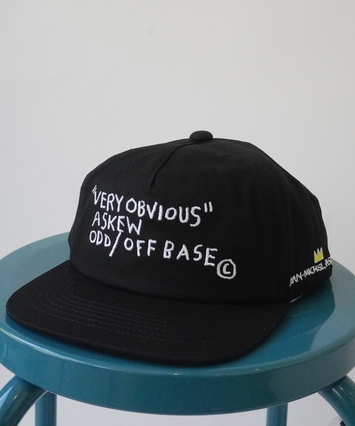 PARKS TOKYO SELECT（パークストウキョウセレクト）の「【BASQUIAT】JEAN-MICHEL BASQUIAT 6パネル ミディアム フラット キャップ / BB CAP（キャップ・メンズ・アイボリー/ブルー/ブラック・FREE）」の2枚目の写真
