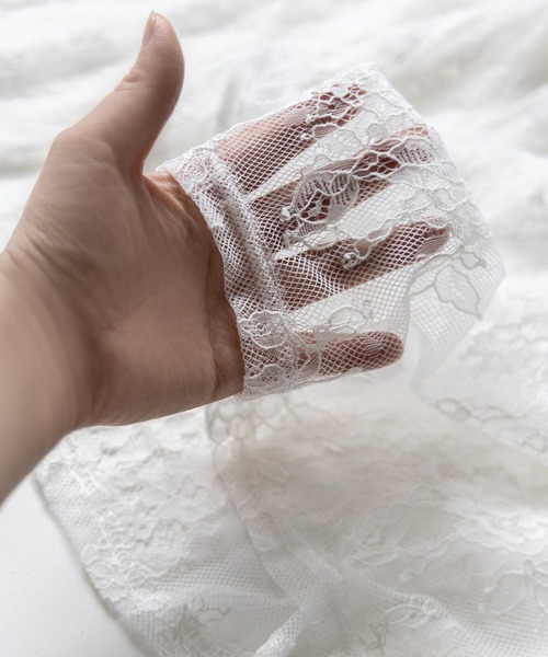 me+em select(ミームセレクト)の「【 2color 】ビッグシルエットシアーレーストップス / big silhouette sheer lace tops(Tシャツ/カットソー・レディース・ブラック/ホワイト・FREE)」の22枚目の写真