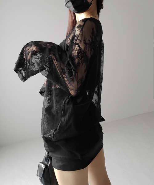 me+em select(ミームセレクト)の「【 2color 】ビッグシルエットシアーレーストップス / big silhouette sheer lace tops(Tシャツ/カットソー・レディース・ブラック/ホワイト・FREE)」の17枚目の写真