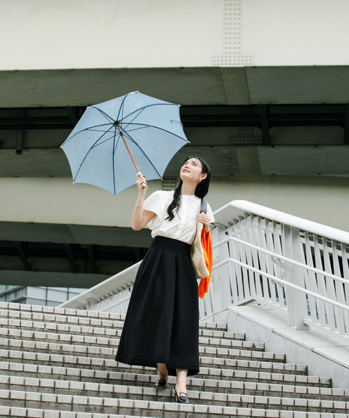 F by ROSSO(エフバイロッソ)の「F by ROSSO 撥水ギャザースリーブブラウス(シャツ/ブラウス・レディース・オフホワイト/ネイビー・FREE)」の8枚目の写真