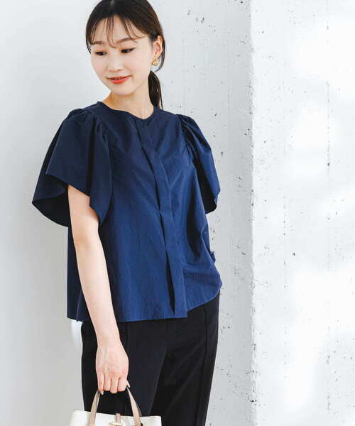 F by ROSSO(エフバイロッソ)の「F by ROSSO 撥水ギャザースリーブブラウス(シャツ/ブラウス・レディース・オフホワイト/ネイビー・FREE)」の19枚目の写真