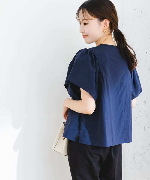 F by ROSSO(エフバイロッソ)の「F by ROSSO 撥水ギャザースリーブブラウス(シャツ/ブラウス・レディース・オフホワイト/ネイビー・FREE)」の20枚目の写真