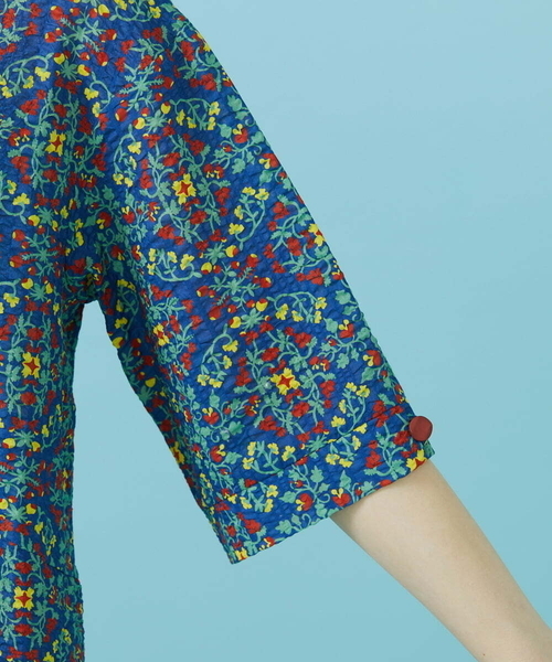 Jocomomola（ホコモモラ）の「Charco リップルフラワープリントワンピース（ワンピース・レディース・ブルー/イエロー・40）」の12枚目の写真