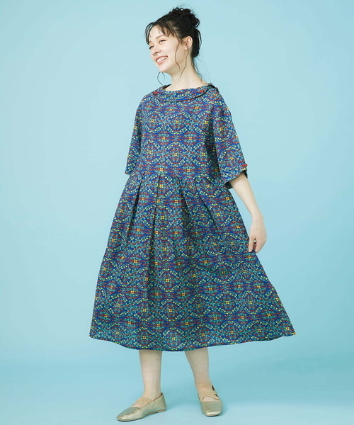 Jocomomola（ホコモモラ）の「Charco リップルフラワープリントワンピース（ワンピース・レディース・ブルー/イエロー・40）」の7枚目の写真