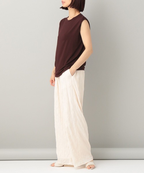 e/rm（イーアールエム）の「【e/rm】ショルダータックTシャツ_ノースリーブ（Tシャツ/カットソー・レディース・ブラウン/アイボリー/ブラック/グレー/ブラック系その他2・FREE）」の15枚目の写真