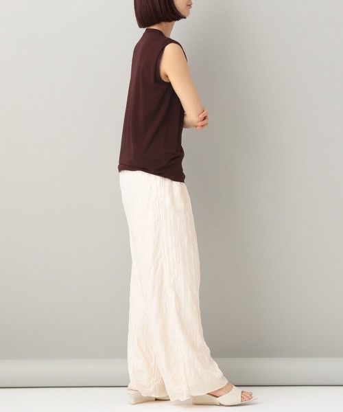 e/rm（イーアールエム）の「【e/rm】ショルダータックTシャツ_ノースリーブ（Tシャツ/カットソー・レディース・ブラウン/アイボリー/ブラック/グレー/ブラック系その他2・FREE）」の16枚目の写真