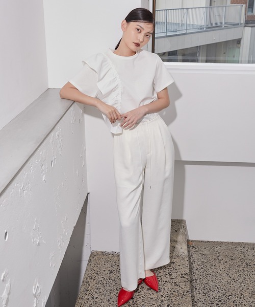 LE CIEL BLEU（ルシェルブルー）の「タフタコンボジャージートップ / Taffeta Combo Jersey Top（Tシャツ/カットソー・レディース・オフホワイト/ブラック/ネイビー・36）」の11枚目の写真