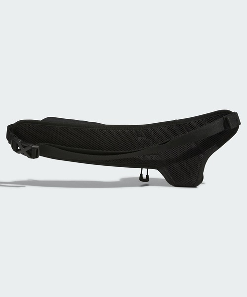 adidas(アディダス)の「ランニング ボトルバッグ / アディダス adidas(ショルダーバッグ・メンズ・ブラック・FREE)」の5枚目の写真