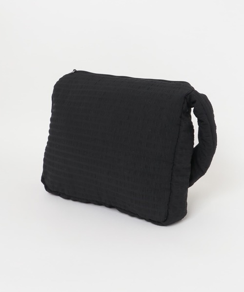 SENSE OF PLACE by URBAN RESEARCH（センスオブプレイスバイアーバンリサーチ）の「パデッドビッグショルダーA（ショルダーバッグ・メンズ・アイボリー/ブラック・ONE）」の16枚目の写真