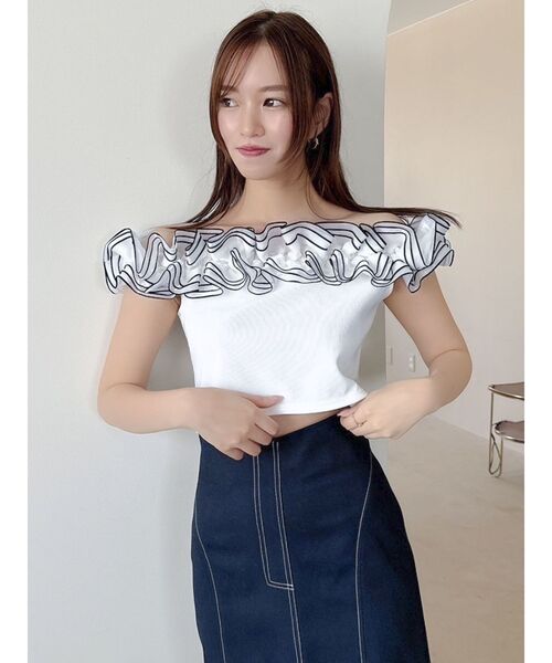 dazzlin(ダズリン)の「オーバーフリルオフショルカットソー(Tシャツ/カットソー・レディース・オフホワイト/ブラック/グリーン/ピンク・FREE)」の16枚目の写真