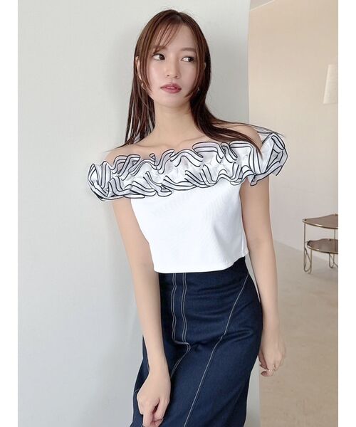 dazzlin(ダズリン)の「オーバーフリルオフショルカットソー(Tシャツ/カットソー・レディース・オフホワイト/ブラック/グリーン/ピンク・FREE)」の15枚目の写真