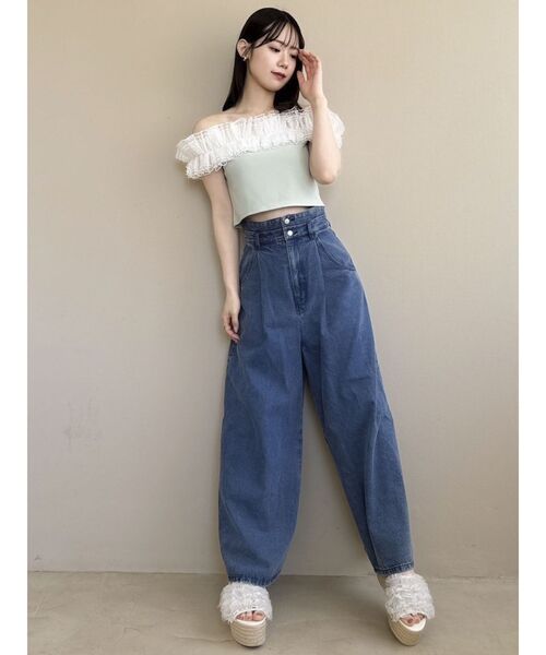 dazzlin(ダズリン)の「オーバーフリルオフショルカットソー(Tシャツ/カットソー・レディース・オフホワイト/ブラック/グリーン/ピンク・FREE)」の20枚目の写真