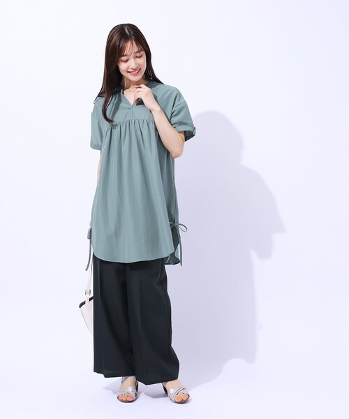 DRESKIP（ドレスキップ）の「◆サイドリボンがほんのり甘い 大人のスキッパーチュニック（チュニック・レディース・ブラック/ブルー/ベージュ・02/03/04）」の10枚目の写真