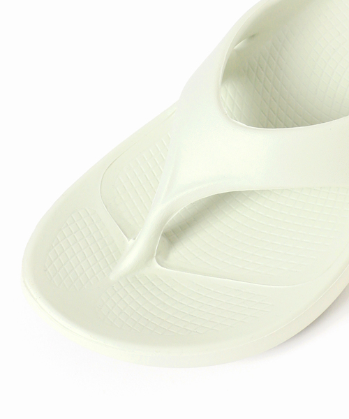 OOFOS(ウーフォス)の「《追加2》【OOFOS/ウーフォス】OOriginal:サンダル(サンダル・レディース・チャコールグレー/ブラック・23cm/24cm/22cm/25cm)」の18枚目の写真