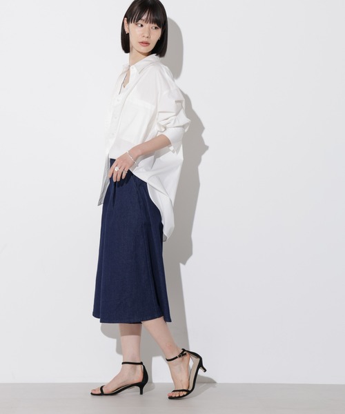 Apo(s)ture(アポスチャー)の「KATY-001/デニムツータックキュロットパンツ(デニムパンツ・レディース・ネイビー/ブラック・XS/S/M/L/XL)」の4枚目の写真