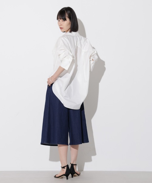 Apo(s)ture(アポスチャー)の「KATY-001/デニムツータックキュロットパンツ(デニムパンツ・レディース・ネイビー/ブラック・XS/S/M/L/XL)」の5枚目の写真