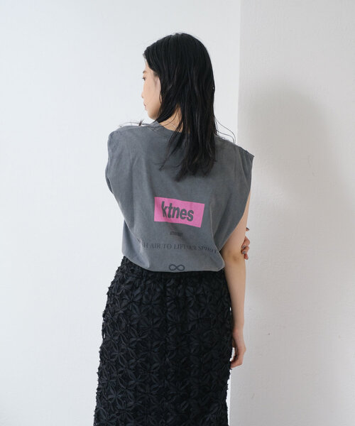 Kastane（カスタネ）の「ピグメントミディアムロゴタンク（タンクトップ・レディース・チャコールグレー/オフホワイト・FREE）」の16枚目の写真