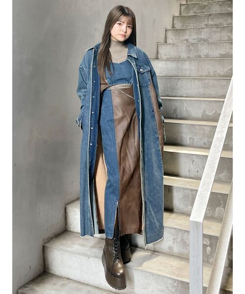 MURUA（ムルーア）の「【YUKKO】フェイクレザーパターンロングデニム